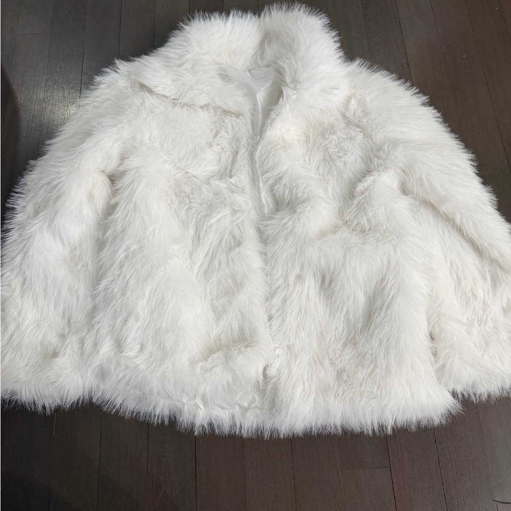 Chic White Faux Fur Jacket
